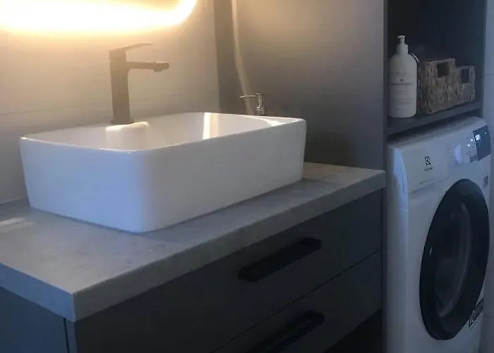 Fresh And Newly Built With Pool * تروغير