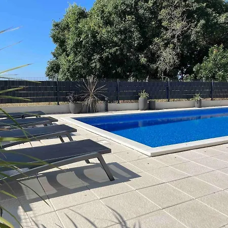Апартаменты Fresh And Newly Built With Pool *