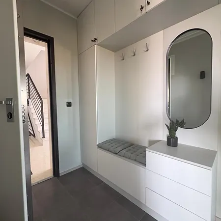 Fresh And Newly Built With Pool Апартаменти