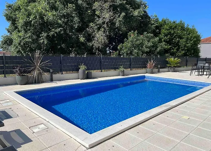 Апартаменты Fresh And Newly Built With Pool *