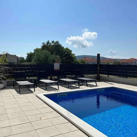 Fresh And Newly Built With Pool Apartament